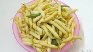 Спаржевая фасоль со сметаной