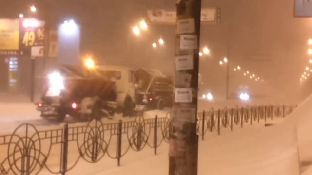 Сильнейший снегопад в Киеве смотреть онлайн