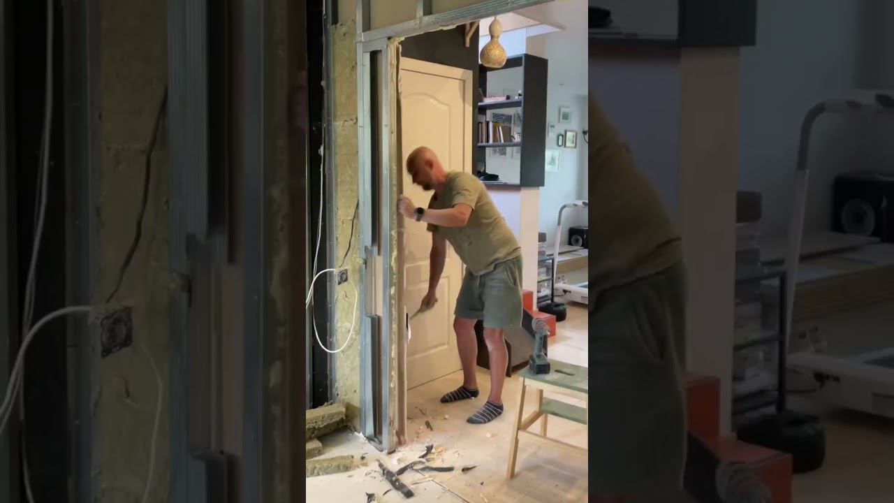 Ремонт первого этажа. Часть 1. смотреть онлайн