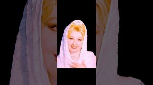 "Уж сколько их упало в  эту бездну" (сл.М.Цветаевой, муз. М. Минкова)