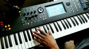 Yamaha MODX7 Synthesizer Keyboard