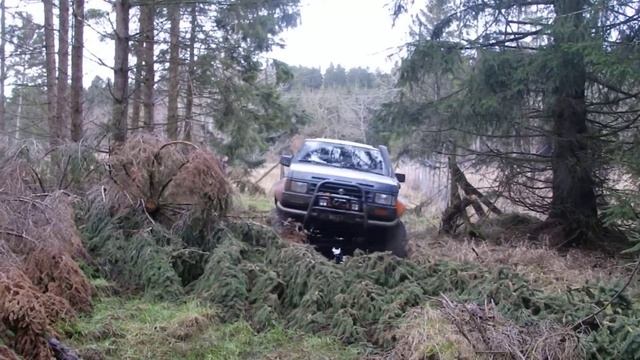 4x4 Nissan Terrano / Pathfinder SAS