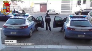 Spaccio di droga a Vittoria: arrestati due pusher in piazza Manin