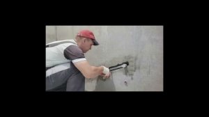 Прячем канализацию в стену!