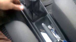 Как снять кожух рычага КПП автомобиля