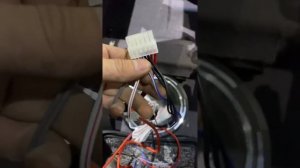 установка сабвуфера под сиденье                                 Subwoofer Sidenyani teyiga