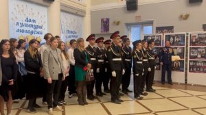 Выставка "Герои с вечно русским сердцем"