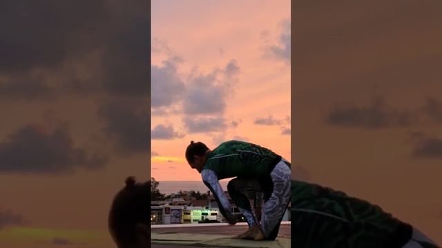 Для чего нужны сложные асаны? Чем асаны проодвинутого уровня отличаются от простх фигур? смотреть онлайн