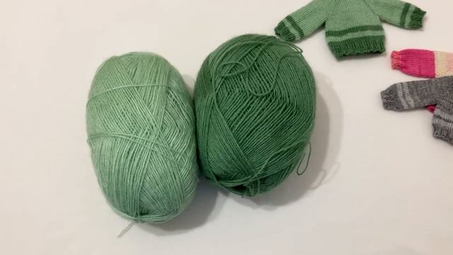 Лайтовый день. Вяжу одежду для куклы Паола Рейна. смотреть онлайн