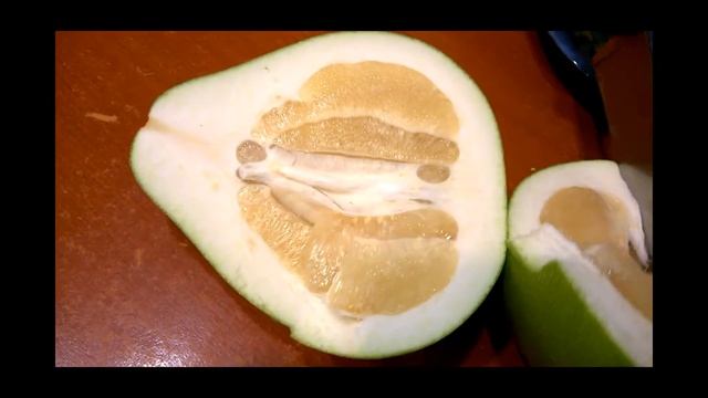 Экзотические фрукты. Помело.
