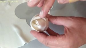 Розы из мастики без инструментов и вырубок. Объемные и легкие.