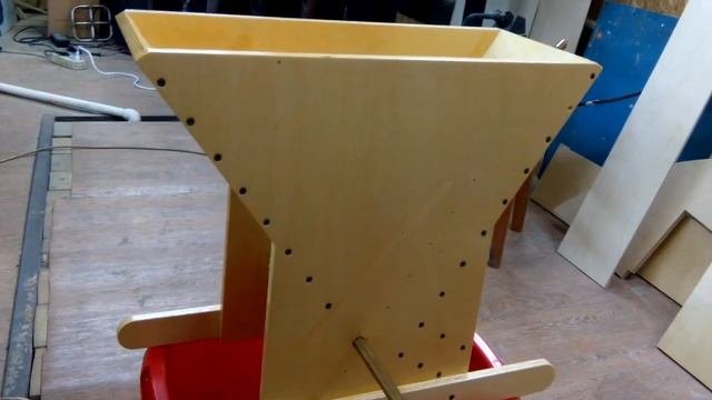 самодельная дробилка для винограда часть №1 смотреть онлайн