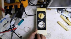 Отбеливание пожелтевшего пластика опыт №1