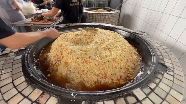 ДАХШАТ !!! ХАР КУНИ 1000 КГ ОШ ПИШИРИЛАДИ У́РТА ОСИЁДА ЯГОНА ОШ МАРКАЗИ BESH QOZON   ХОРАЗМ БОЗОР