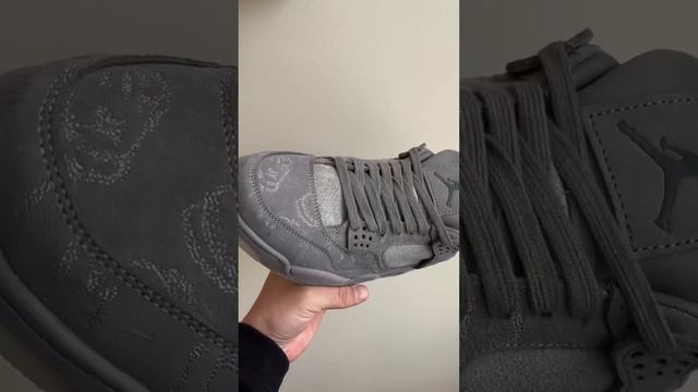 Кроссовки Nike Air Jordan 4 Kaws