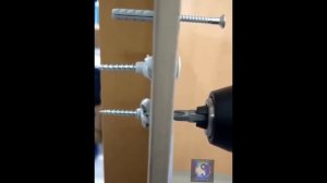 Лайфхак. Дюбеля в пустотелых конструкциях. #Shorts