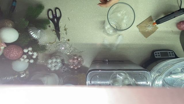 ?Новогодний букет из старой вазы , красивые идеи для декора дома . ? смотреть онлайн