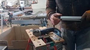 Установка профильной L-ручки