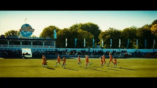 Аделия Амраева "Футбольное поле" смотреть онлайн