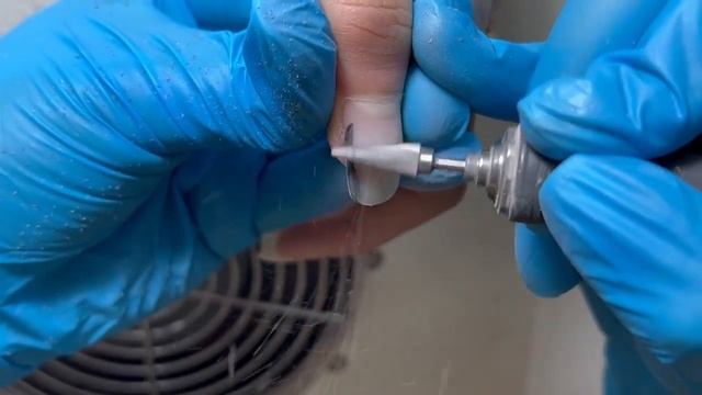 Комбинированный маникюр, снятие гель-лака, различие между твердосплавной и керамической фрезами смотреть онлайн