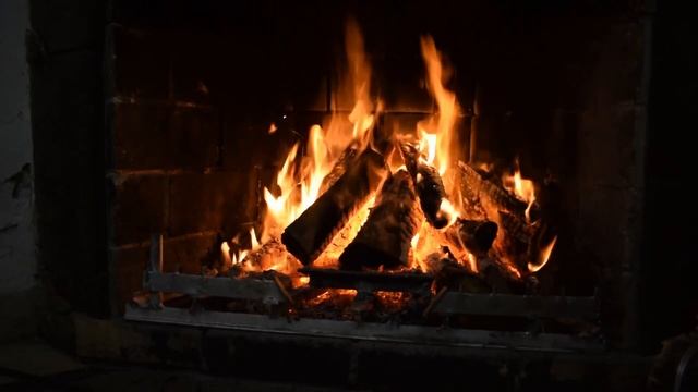 ? Fireplace 4K | Камин 4K | Звуки камина | Звуки огня | Камин | Звуки для сна | 火 смотреть онлайн