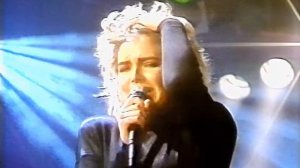 Fragment Kim Wilde - You Keep Me Hangin' On (Peter's Pop Show, 1988)