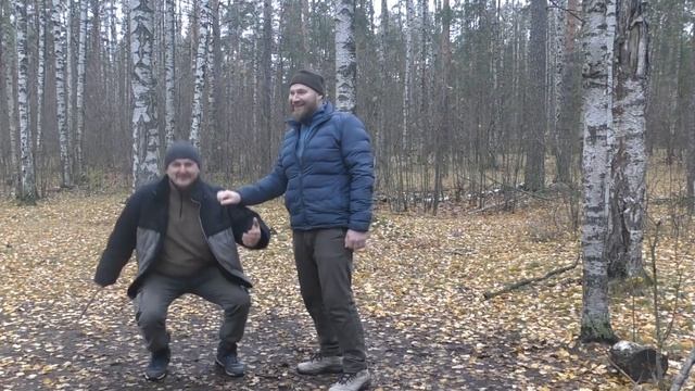 Вы будете смеяться,  когда узнаете что вас держит))).