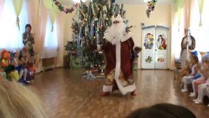 дед мороз зажигает в танце