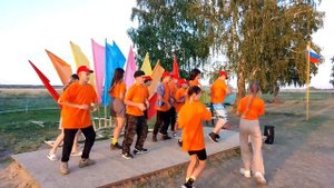 Танец Мне море по колено.