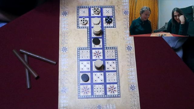 DICE Играем в древнюю настольную игру "Вавилонские шахматы или Шумерская игра Ур" смотреть онлайн