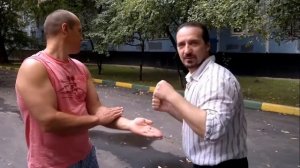 Вин Чун. Разбор техники боевого приёма из фильма "Синдром шахматиста" | Юрий Кормушин
