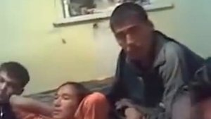 Казах поет на стройке 2015 Алматы.mp4