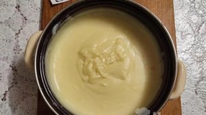 Домашний торт Наполеон с заварным кремом и черносливом