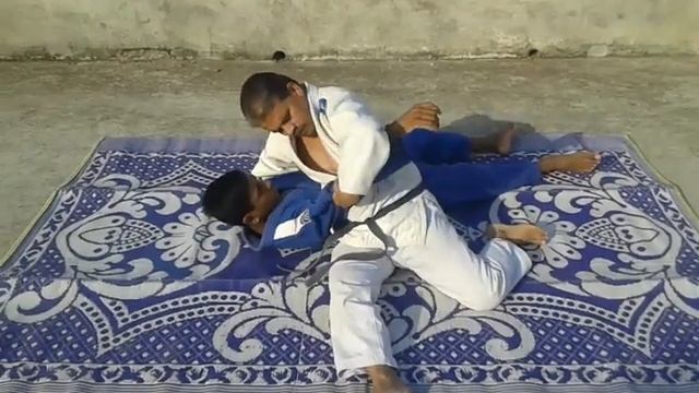 Judo Basic Hon.Kesa gatame смотреть онлайн