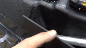 Снегоход Summit снятие бака  или  почему бывае не едет на мах