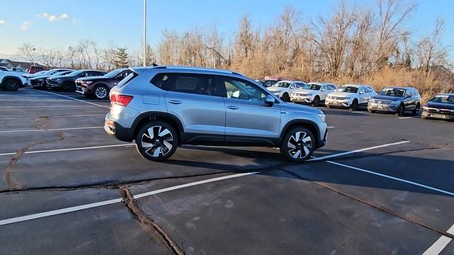 2024 VW Taos SEL 360° quick view смотреть онлайн