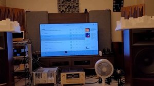 accuphase e800 and jbl s4700