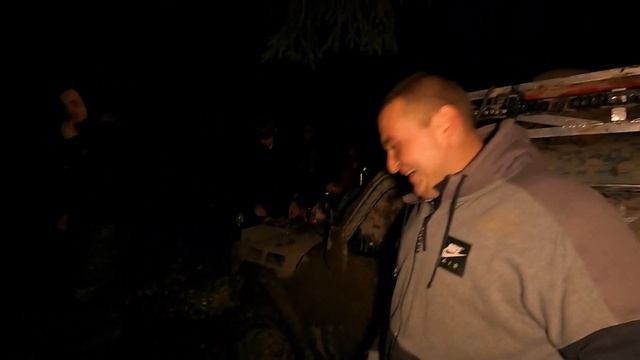 OFFROAD ПОШЕЛ НЕ ПО ПЛАНУ...|| Спасение в ночном лесу. смотреть онлайн