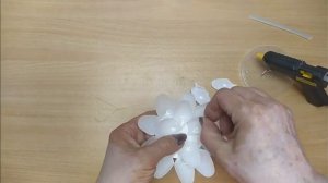 DIY/СУПЕР КРАСОТА ИЗ ПЛАСТИКОВЫХ ЛОЖЕК ДЕЛАЕМ САМИ/ДЕКОР ЗЕРКАЛА СВОИМИ РУКАМИ/ ПОДЕЛКИ ИЗ ЛОЖЕК