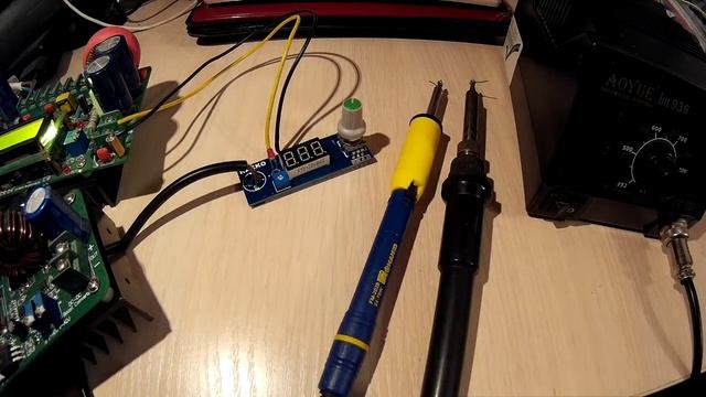 Обзор паяльника FM-2028 на базе жал Hakko T12: скорость нагрева и немного о паяльниках смотреть онлайн