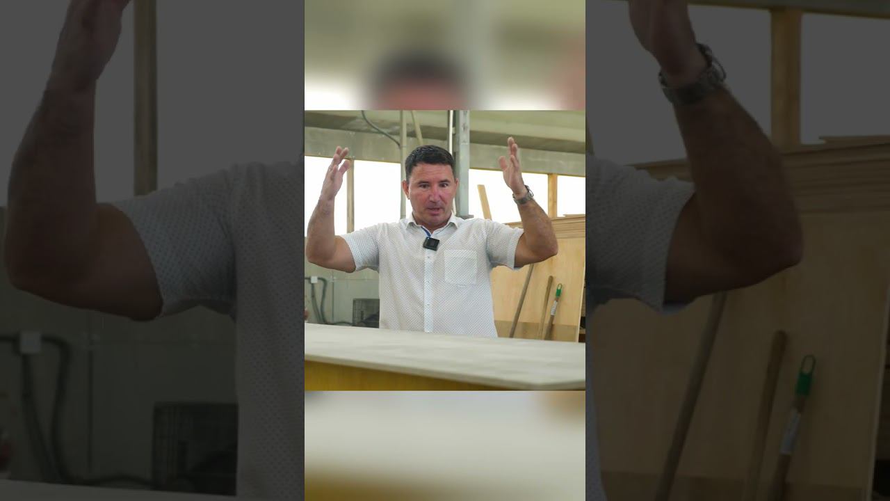 Хватит кирпича смотреть онлайн