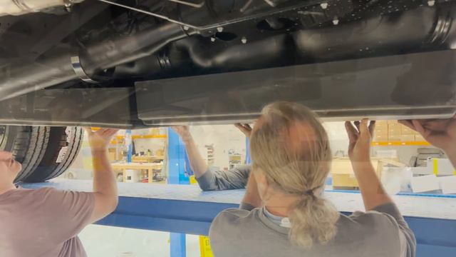 First Impressions of the All-Wheel Drive 2023 Sprinter смотреть онлайн