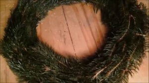 Рождественский венок из еловых веток и шишек / Мастер-класс