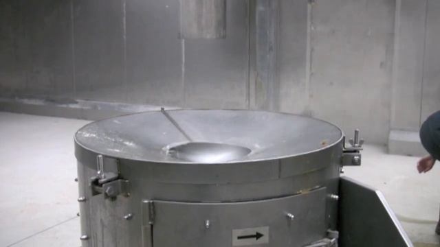 Центрифуга очистки слизистых субпродуктов.Подробности по телефонам 8(863) 2271251, 2370951, 3081795 смотреть онлайн