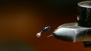 Мушка на Хариуса из нового материала, понравится или нет?)