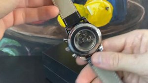 Часы механические Omega , наручные с автоподзаводом. Обзор для Авито