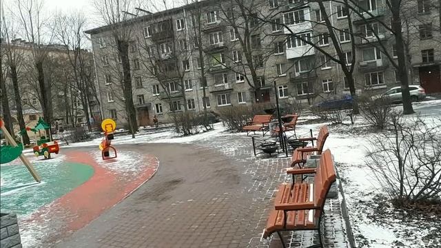 Питер метро Московская Тихие дворы