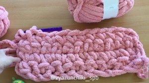 Вяжем из толстой пряжи руками или крючком, крючок 15. Накидка на стул.