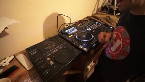 PIONEER CDJ500MK2 LIMITED PROFESSIONAL CD PLAYER OLD SCHOOL BUT STILL GOING STRONG