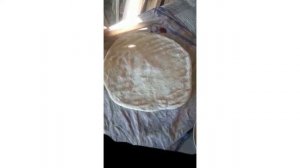 Бабушка напекла гору хлеба в тандыре,Азербайджанский хлеб ?